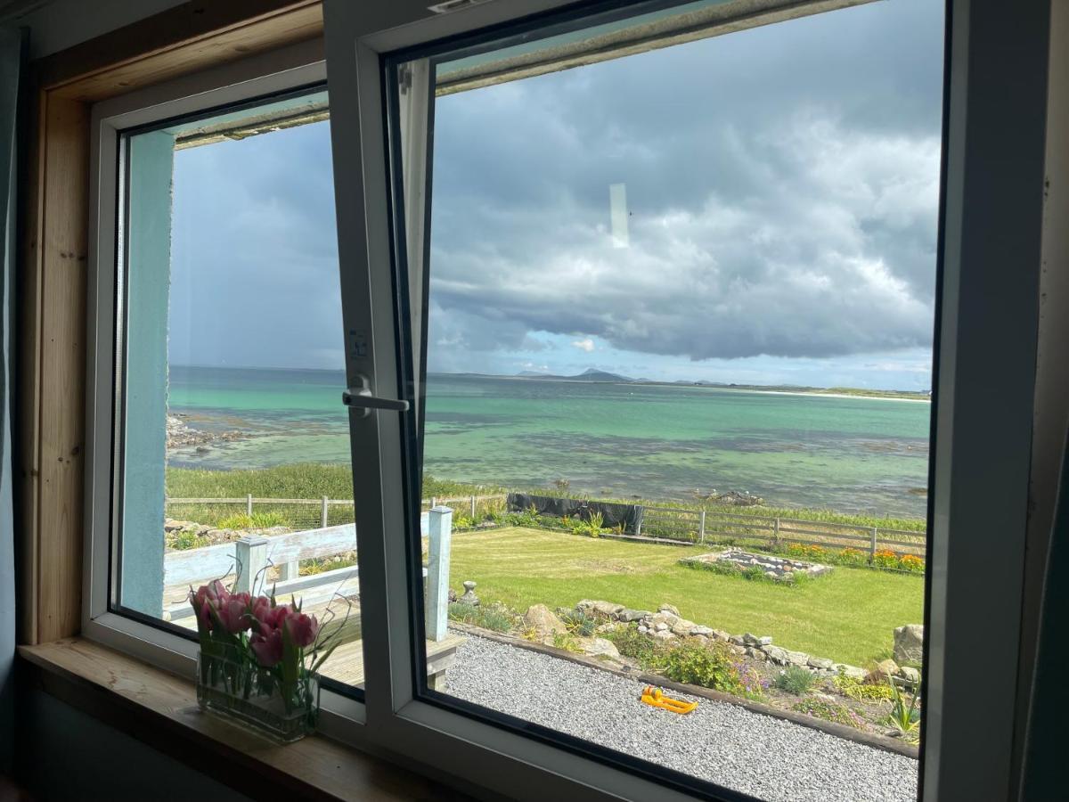 Ferienwohnung Music Of The Sea- Isle Of South Uist, Hs8 5Rf Clachan  Exterior foto